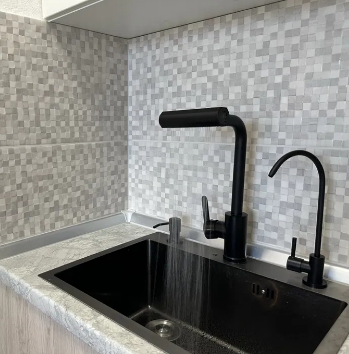 продажа однокомнатной квартиры номер A-174481 в Приморском районе, фото номер 8